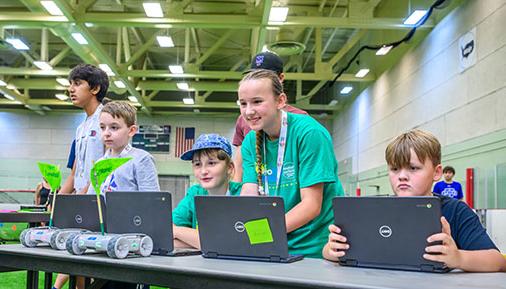 7th and 8th graders doing STEM related activities as part of the Questar III BOCES STEM summer camp